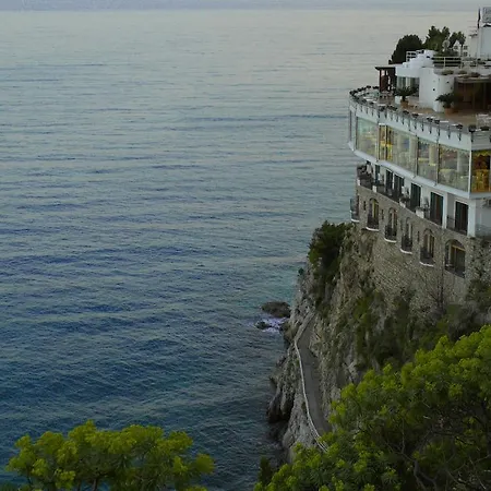 Cetus Hotel 4*